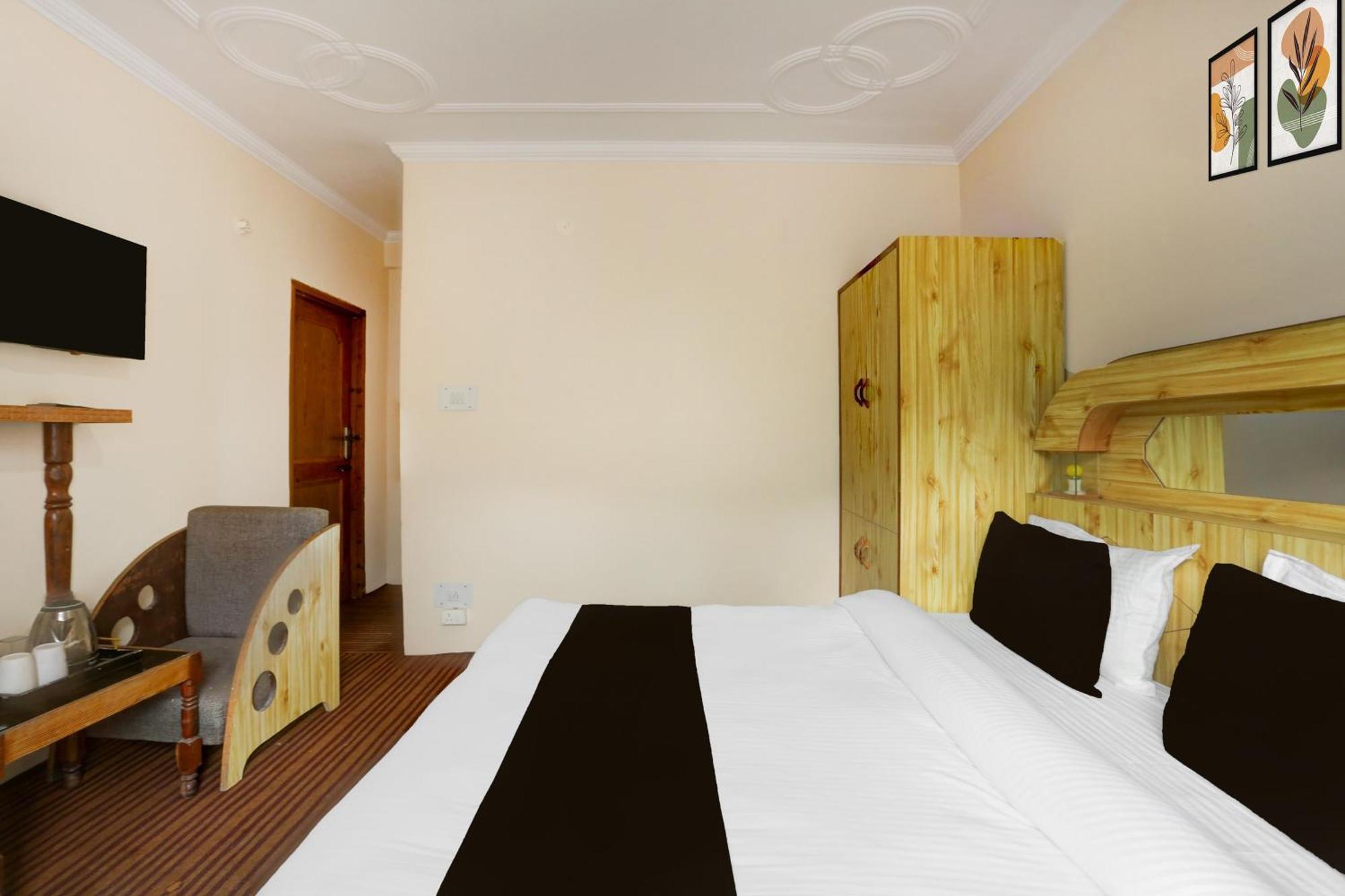 Hotel Super O Aleo Near Mall Road Formerly Aman Manali (Himachal Pradesh)